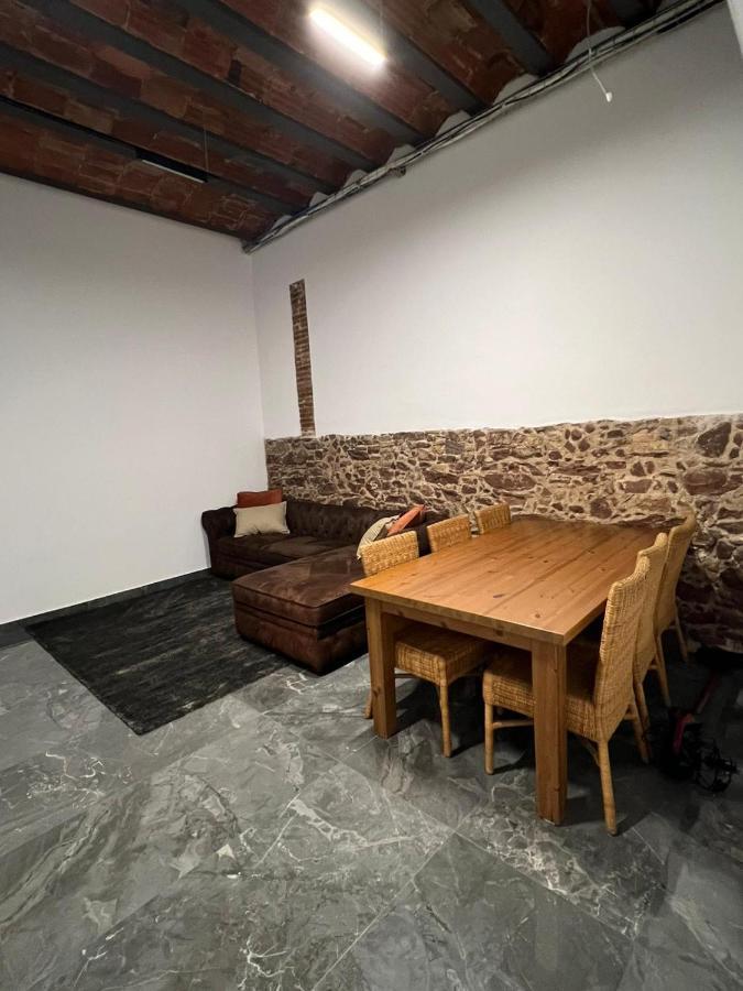Beautiful Appartment In Martorell Exterior photo